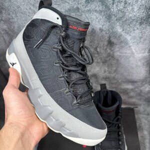 Size 9 | Jordan 9 Particle Grey With Box | Pre-Owned